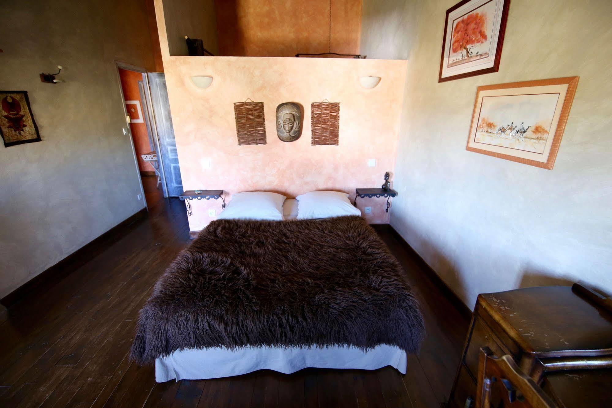 Domaine De Marseillens Bed & Breakfast Palaja Bagian luar foto